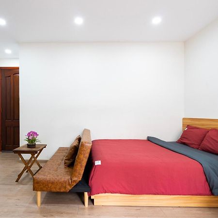 B786 Airport Apartment Хошимин Экстерьер фото