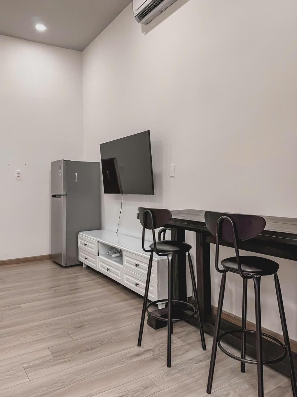B786 Airport Apartment Хошимин Экстерьер фото
